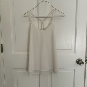Flowy White Tank‎ Top